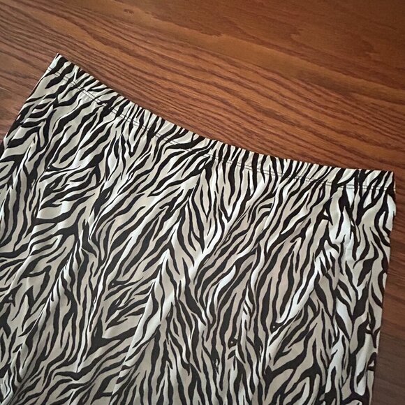 Dialogue Womens Zebra Animal Print Pull On Midi Skirt Size 1X Plus Size - Picture 5 of 7